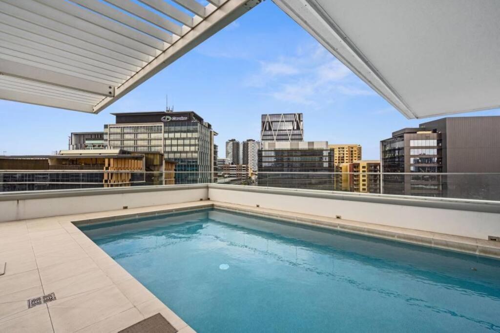 Lovely 2- Bedroom Rental Unit With Free Parking Brisbane Exterior photo